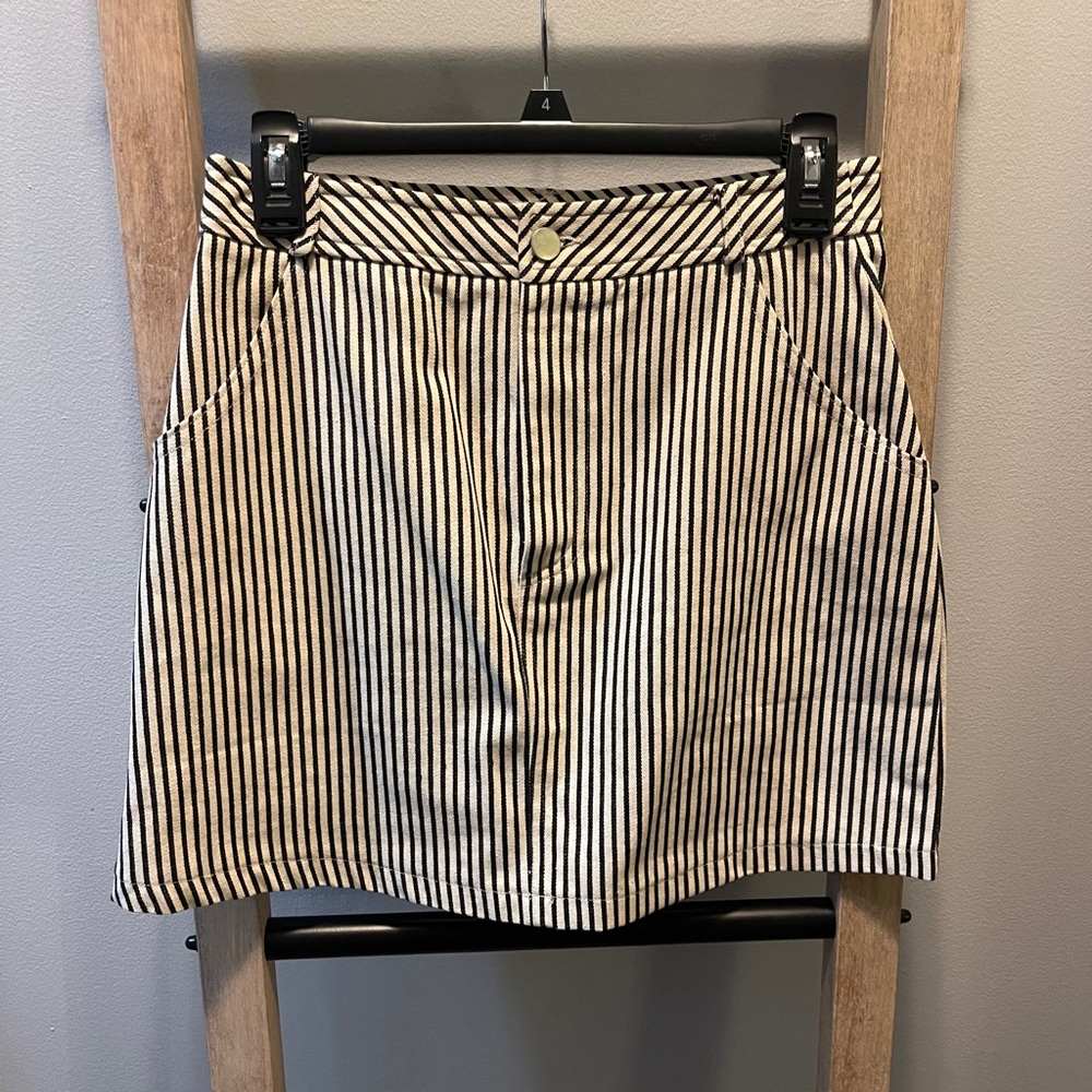 Black And White Striped Skirt. Size: Medium.